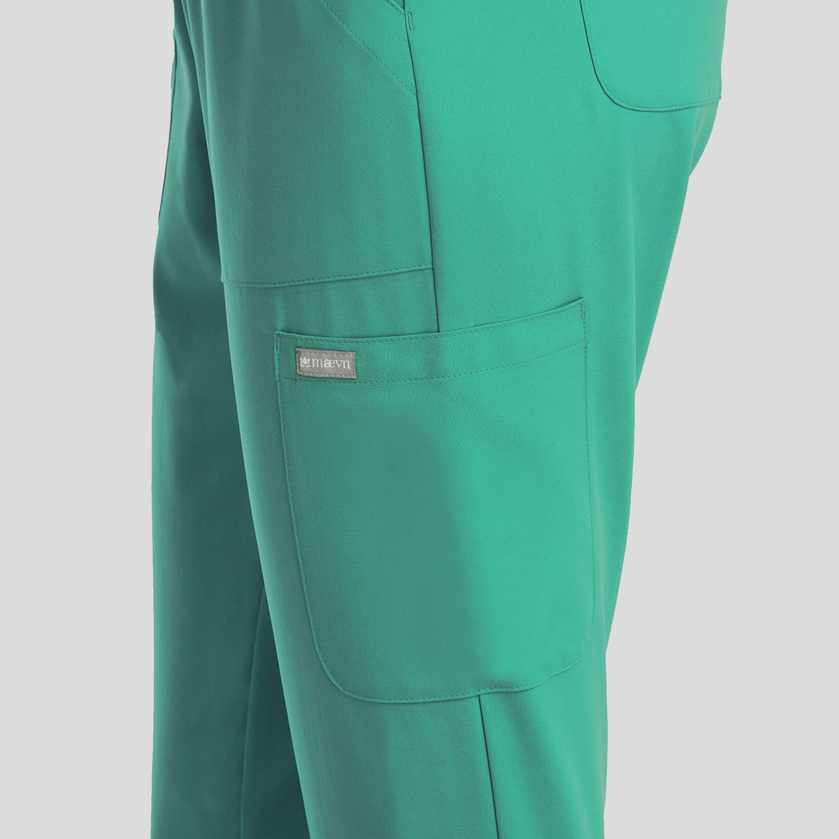 Maevn_Momentum_5091_surgicalgreen_detail
