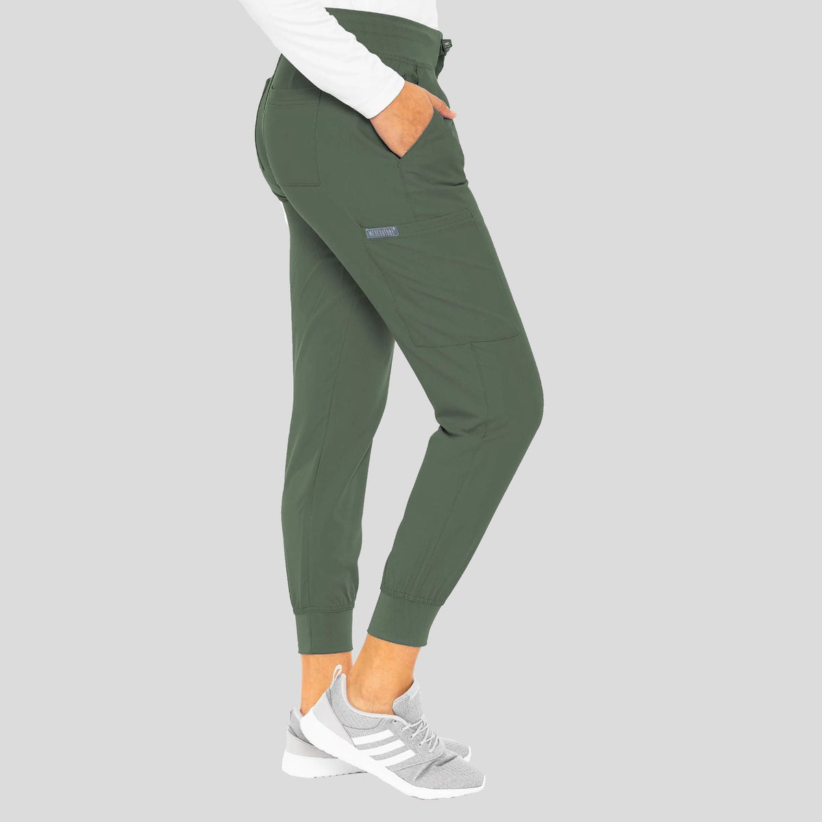 MedCouture_Insight_MC2711_olive_right